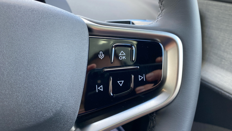 Volvo EX30 200kW SM Extended Range Ultra 69kWh 5dr Auto Electric Estate